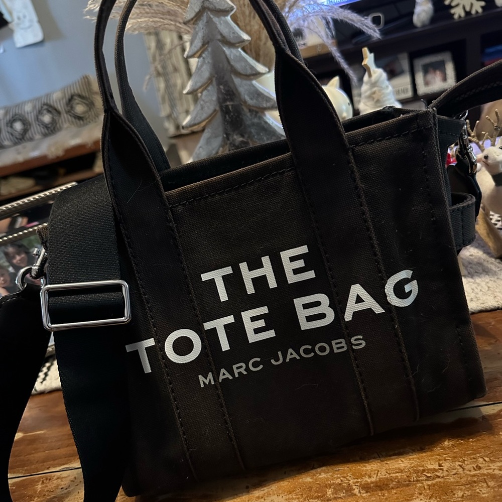 Marc Jacobs mini tote bag